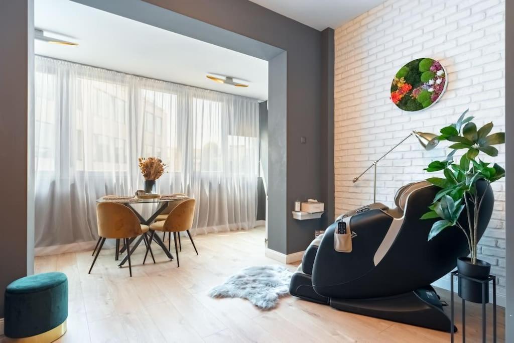 בוקרשט Intercontinental Apart - Massage Terrace Fireplace מראה חיצוני תמונה